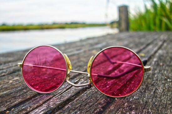 découvrez notre sélection exclusive d'accessoires de mode de luxe qui allient élégance et sophistication. explorez des articles uniques conçus pour rehausser votre style et faire une déclaration audacieuse.