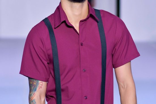 découvrez l'univers captivant des fashion weeks, où tendances, créateurs et style se rencontrent. explorez les derniers défilés, les innovations de la mode et les incontournables de la saison à travers le monde. plongez dans l'effervescence et l'élégance des événements dédiés à la mode.