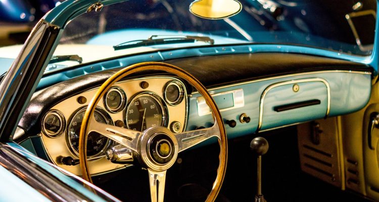découvrez l'univers fascinant des voitures classiques : un voyage à travers le temps avec des modèles emblématiques, des performances exceptionnelles et un style intemporel. plongez dans la passion de l'automobile vintage et trouvez votre prochain coup de cœur.