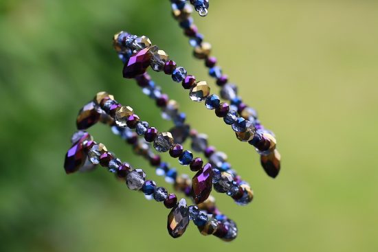 découvrez notre sélection de bijoux designer uniques qui allient élégance et créativité. chaque pièce est conçue avec soin pour sublimer votre style et mettre en valeur votre personnalité. offrez-vous ou offrez à vos proches un bijou d'exception, fait pour durer.