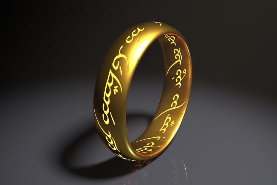 découvrez l'élégance ultime avec notre collection de bijoux de luxe. des créations raffinées et intemporelles qui subliment votre style et font briller chaque occasion. offrez-vous l'exclusivité de pièces uniques, alliant artisanat exceptionnel et matériaux précieux.