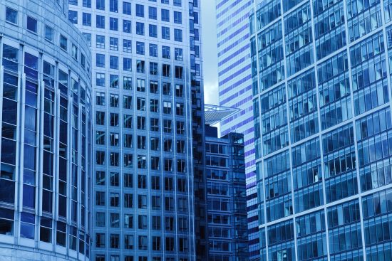 découvrez l'univers du luxe avec notre sélection de biens immobiliers d'exception. que vous cherchiez à acheter ou à investir, explorez nos propriétés haut de gamme qui allient élégance, confort et prestige.