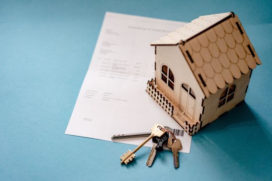 découvrez l'immobilier de luxe, un monde d'élégance et d'exclusivité. explorez des propriétés raffinées et prestigieuses, alliant confort, design et emplacement premium. votre rêve immobilier haut de gamme vous attend.