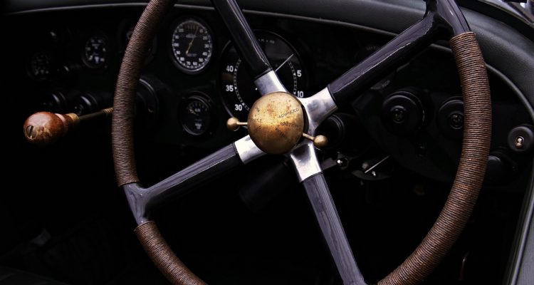 découvrez l'univers fascinant des véhicules de luxe, où l'élégance rencontre la performance. explorez des modèles raffinés alliant technologie de pointe, confort inégalé et design sophistiqué, pour une expérience de conduite exceptionnelle.